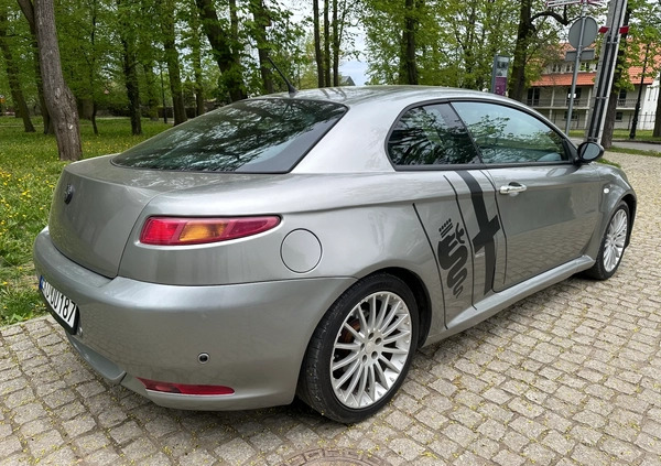 Alfa Romeo GT cena 10900 przebieg: 259000, rok produkcji 2004 z Kutno małe 596